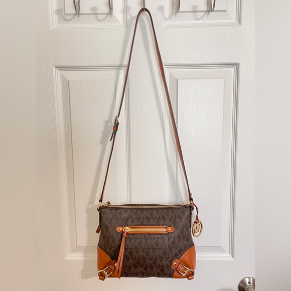 Michael Kors FALLON MD Crossbody Messenger Purse Brown Bristish Tan Trim MK Logo - Picture 3 of 11